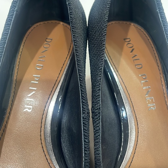 Donald J Pliner Heel Pumps - Picture 4 of 5